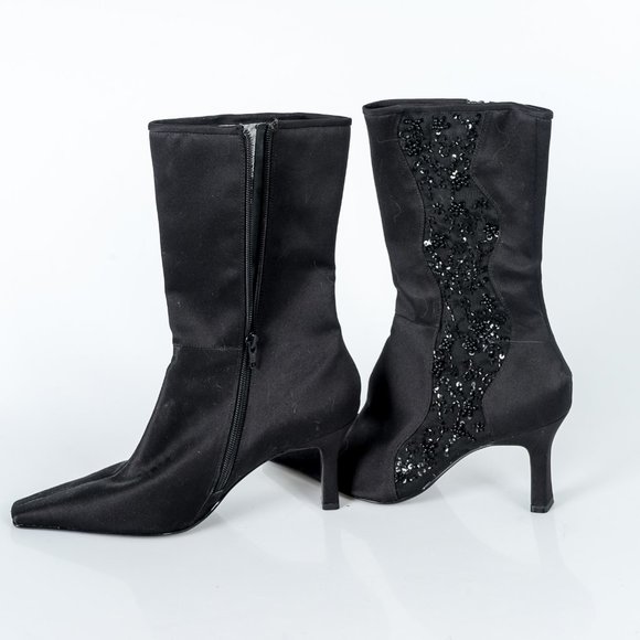 NWT Enzo Angiolini satin and sequin/bead boots - 9.5 - Picture 4 of 6